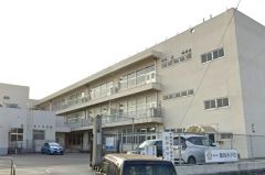 飯塚小学校