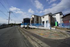 交通量が少なく、小さなお子様がいるご家庭も安心です＾＾