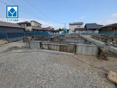 ＪＲ筑豊本線「桂川」駅自転車で約11分（1.7ｋｍ）西鉄バス「土居四角」停徒歩2分。通勤や通学に便利＾＾