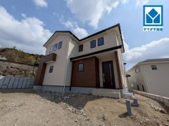 敷地面積広々71坪。西鉄バス山ノ下停徒歩3分。お庭付き＾＾