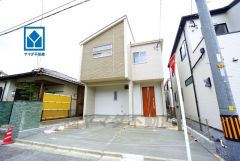 西鉄バス「東ケ丘」停徒歩2分。通勤や通学に便利＾＾筑紫野イオンモールまで車で約16分（5ｋｍ）