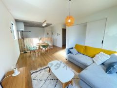 家族が集まる開放的なリビング。約16帖の大空間で毎日のお食事が楽しみです＾＾思い思いの時間を過ごしたり、家族みんなで食事をしたり、素敵な団らんの場になりますね。