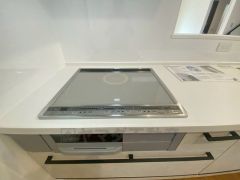 お手入れのしやすいIHクッキングヒーターです。