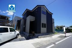敷地面積約40坪＾＾イオンモール福岡まで車で約10分（3.1ｋｍ）映画鑑賞やショッピングを楽しめます。