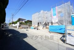 お気に入りの家具とインテリアでステキな部屋を作りましょう。