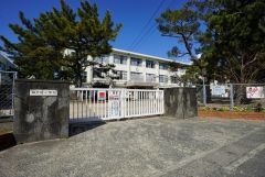 西戸崎小学校