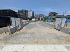カースペースは1台分を確保。