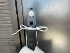 かざすだけで開閉できる、タッチキー採用の玄関。お買い物帰りで、両手がふさがってきても簡単に中に入れます＾＾