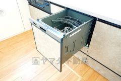 家事の時間が短縮できる食器洗浄乾燥機付。後片付けもラクラクです。