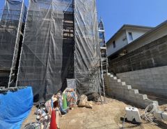 安心の住宅性能評価付き住宅。 西鉄バス東ヶ丘停まで徒歩2分。 オールフローリングでお掃除ラクラク＾＾