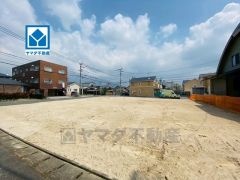 イオン二日市店まで車で約5分。ショッピングを楽しめます。西鉄天神大牟田線西鉄二日市駅まで徒歩13分。通勤や通学に便利です＾＾