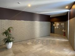 清掃の行き届いたロビー。