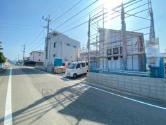 前面道路は広々約6.2ｍ＾＾