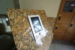 防犯性、セキュリティ対策に安心できるテレビモニター付きインターフォンです。セールスマン対策にもなり安心できます。