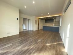 家族が集まる開放的なリビング。約17.5帖の大空間で毎日のお食事が楽しみです＾＾思い思いの時間を過ごしたり、家族みんなで食事をしたり、素敵な団らんの場になりますね。