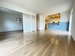 家族が集まる開放的なリビング。約18帖の大空間で毎日のお食事が楽しみです＾＾思い思いの時間を過ごしたり、家族みんなで食事をしたり、素敵な団らんの場になりますね。