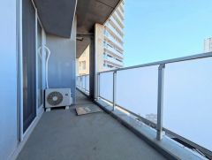 お洗濯物も気持ちよく干せそうです。 テーブルとイスを置いてカフェタイムや日光浴、星を眺めたりも良いですね^^