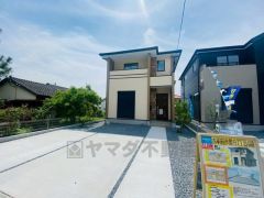 太宰府ICまで車で約9分。遠出のお出かけに便利＾＾小学校まで徒歩7分。西鉄天神大牟田線「都府楼前」駅まで徒歩14分＾＾