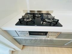 3口コンロなので、効率よくお料理が楽しめます。毎日のお料理も楽しくなりますね＾＾