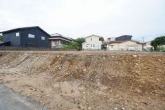 カースペースは2台付きです。 ご夫婦で1台ずつ所有できます。