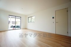 思い思いの時間を過ごしたり、家族みんなで食事をしたり、素敵な団らんの場になりますね。