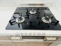 3口コンロなので、効率よくお料理が楽しめます。毎日のお料理も楽しくなりますね＾＾