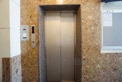 共用部。エレベーター付きです。 高層階の方や、多いお荷物、階段を使用できない時など便利です＾＾ 清掃も綺麗に行き届いております＾＾