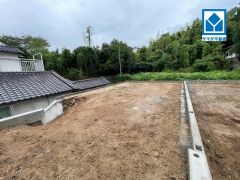 ＪＲ筑豊本線「新飯塚」駅まで徒歩約25分（1.8ｋｍ）。お気に入りの家具とインテリアでステキな部屋を作りましょう。