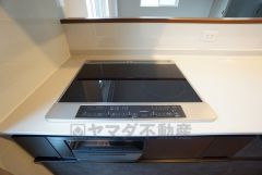 お手入れのしやすいIHクッキングヒーターです。