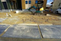 カースペースは2台付きです。 ご夫婦で1台ずつ所有できます。