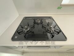 3口コンロなので、効率よくお料理が楽しめます。毎日のお料理も楽しくなりますね＾＾