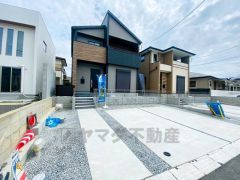 現地（2025年5月）撮影写真。 2025年5月完成予定。 同一ハウスメーカー物件内覧可能です。お気軽にお問い合わせください＾＾