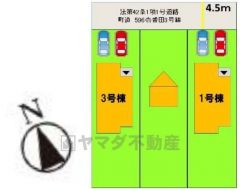 1号棟。カースペースは並列駐車2台付き。