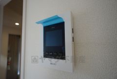 防犯性、セキュリティ対策に安心できるテレビモニター付きインターフォンです。セールスマン対策にもなり安心できます。