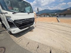 駐車スペースはゆとりある3台分を確保。マイカー用に、お客さま用に、余裕を持ってご利用いただけます^^