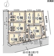 2号棟。カースペースは停めやすい並列駐車2台付き。