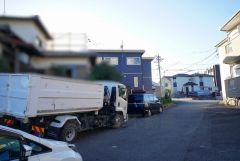 前面道路は北側約6.81～7.03ｍ。車通りが少ないため、小さなお子様がいるご家庭でも安心です＾＾