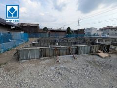 ＪＲ筑豊本線「桂川」駅自転車で約11分（1.7ｋｍ）西鉄バス「土居四角」停徒歩2分。通勤や通学に便利＾＾