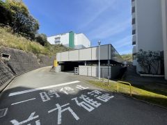 駐車スペースは要確認です。