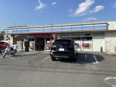 ローソン　福岡魁誠高校前店