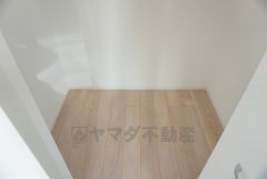 同仕様写真。3帖のファミリークロークあり。大きな荷物もスッキリ収納できます＾＾