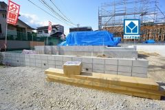 敷地面積約51坪＾＾オール電化。西鉄バス西伊岐須停まで徒歩14分。穂波東IC入口（八木山バイパス）まで車で約9分。遠出のお出かけに便利。