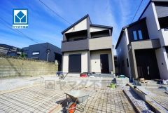 スーパーまで徒歩9分。コンビニまで徒歩10分。お買い物が便利＾＾