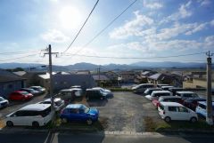 2階からの眺望です。回りに高い建物もなく、眺望、陽当たり良好です。