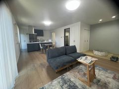 家族が集まる開放的なリビング。約20.7帖の大空間で毎日のお食事が楽しみです＾＾思い思いの時間を過ごしたり、家族みんなで食事をしたり、素敵な団らんの場になりますね。