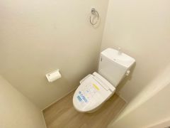 1階3階の2ヶ所にトイレがあるので、忙しい朝にもゆとりができますね。