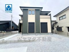 敷地面積広々61坪。西鉄バス「彼岸原」停まで徒歩3分＾＾コンビニまで徒歩5分＾＾
