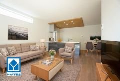 家具・家電はイメージCG画像です。家族が集まる開放的なリビング。18.5帖の大空間で毎日のお食事が楽しみです＾＾思い思いの時間を過ごしたり、家族みんなで食事をしたり、素敵な団らんの場になりますね。