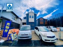 コンビニまで徒歩9分。スーパーまで徒歩10分。須恵中央駅まで徒歩15分。