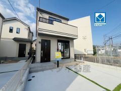 西鉄天神大牟田線「西鉄二日市」駅まで徒歩9分。リビング階段でご家族との距離がグッと縮まります＾＾